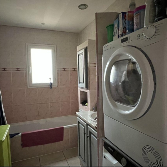  GL IMMOBILIER : House | BELLEGARDE (30127) | 130 m2 | 309 000 € 