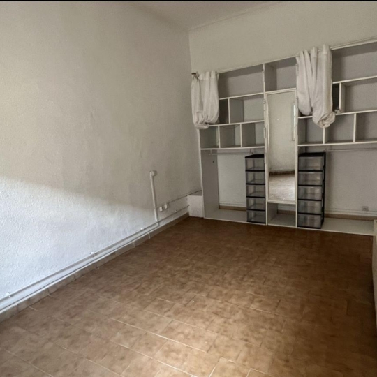  GL IMMOBILIER : Immeuble | SAINT-GILLES (30800) | 230 m2 | 250 000 € 