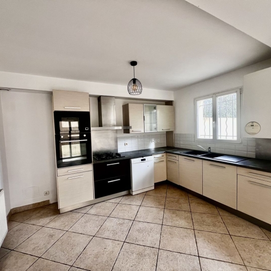  GL IMMOBILIER : House | SAINT-GILLES (30800) | 80 m2 | 239 000 &euro; 