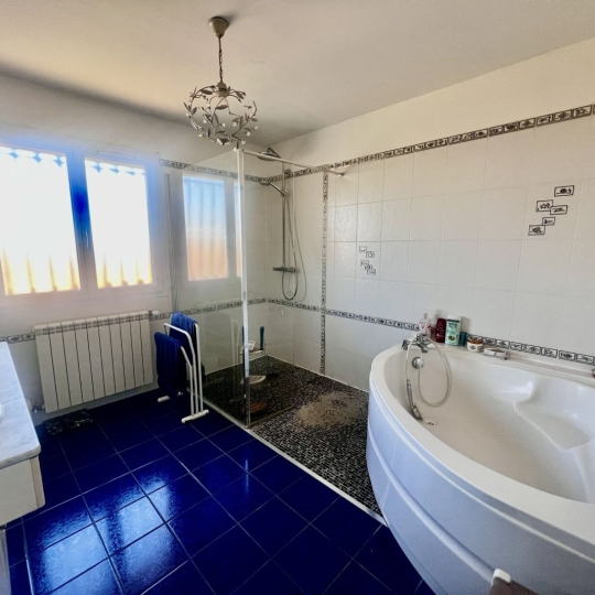  GL IMMOBILIER : House | SAINT-GILLES (30800) | 160 m2 | 399 000 &euro; 
