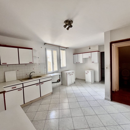  GL IMMOBILIER : House | SAINT-GILLES (30800) | 111 m2 | 174 900 &euro; 