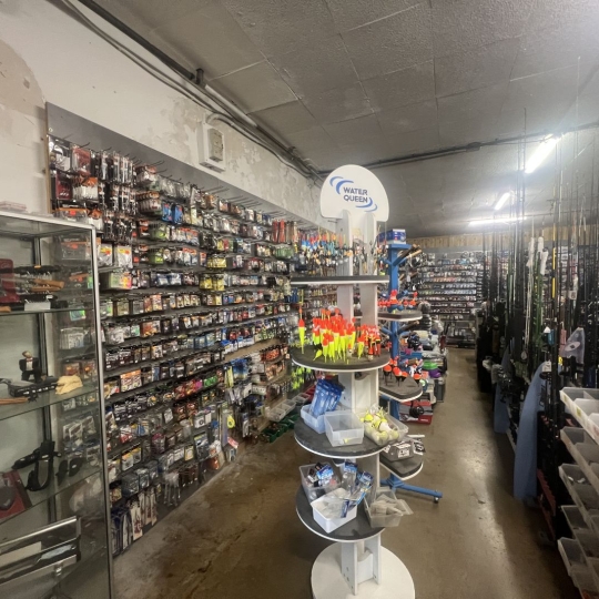  GL IMMOBILIER : Commerces | SAINT-GILLES (30800) | 155 m2 | 95 000 &euro; 