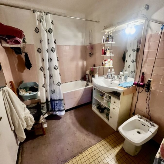  GL IMMOBILIER : Immeuble | SAINT-GILLES (30800) | 210 m2 | 299 000 &euro; 