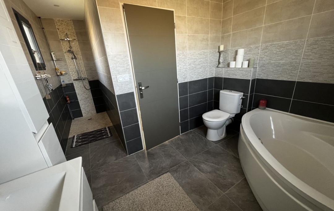GL IMMOBILIER : Maison / Villa | SAINT-GILLES (30800) | 110 m2 | 335 000 € 