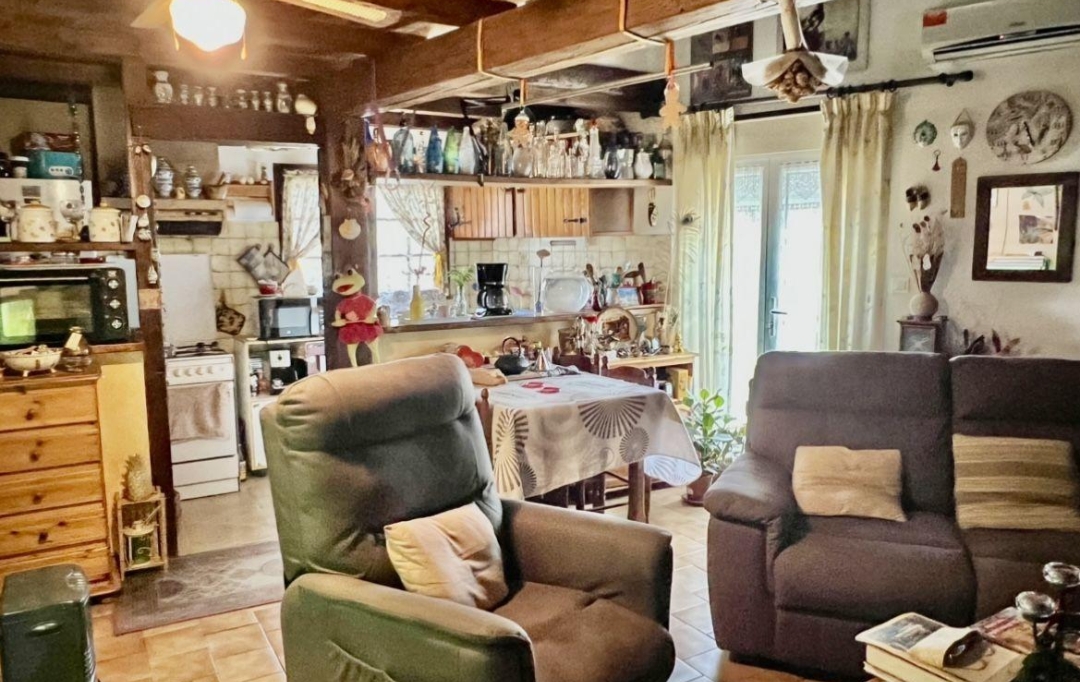 GL IMMOBILIER : Maison / Villa | SAINT-GILLES (30800) | 100 m2 | 149 000 € 
