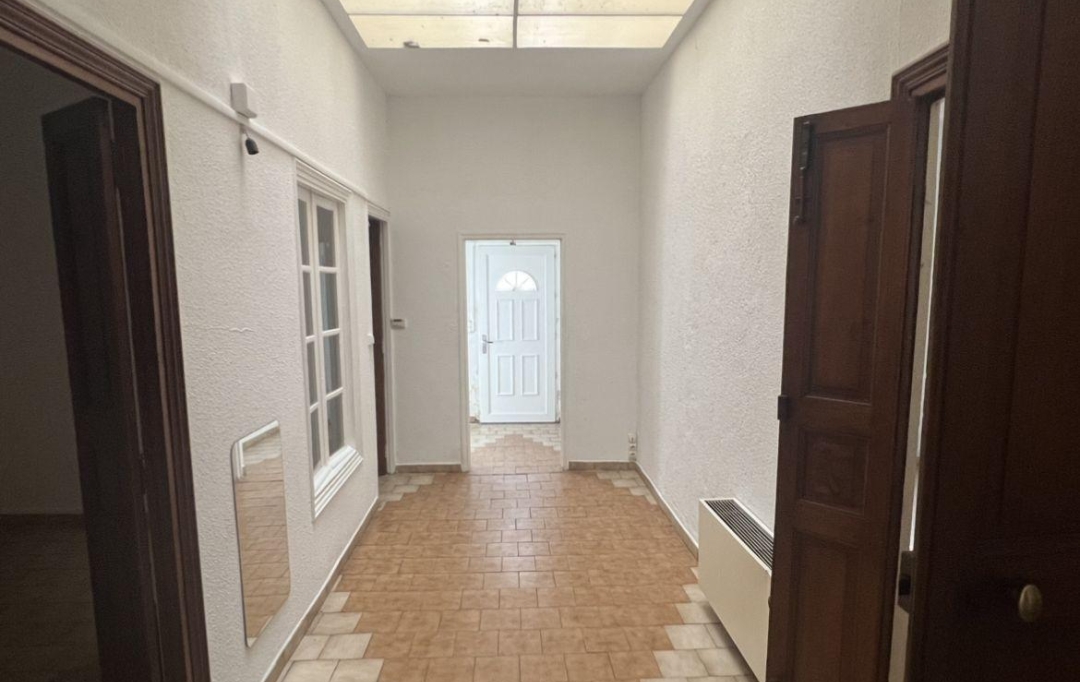GL IMMOBILIER : Immeuble | SAINT-GILLES (30800) | 230 m2 | 250 000 € 