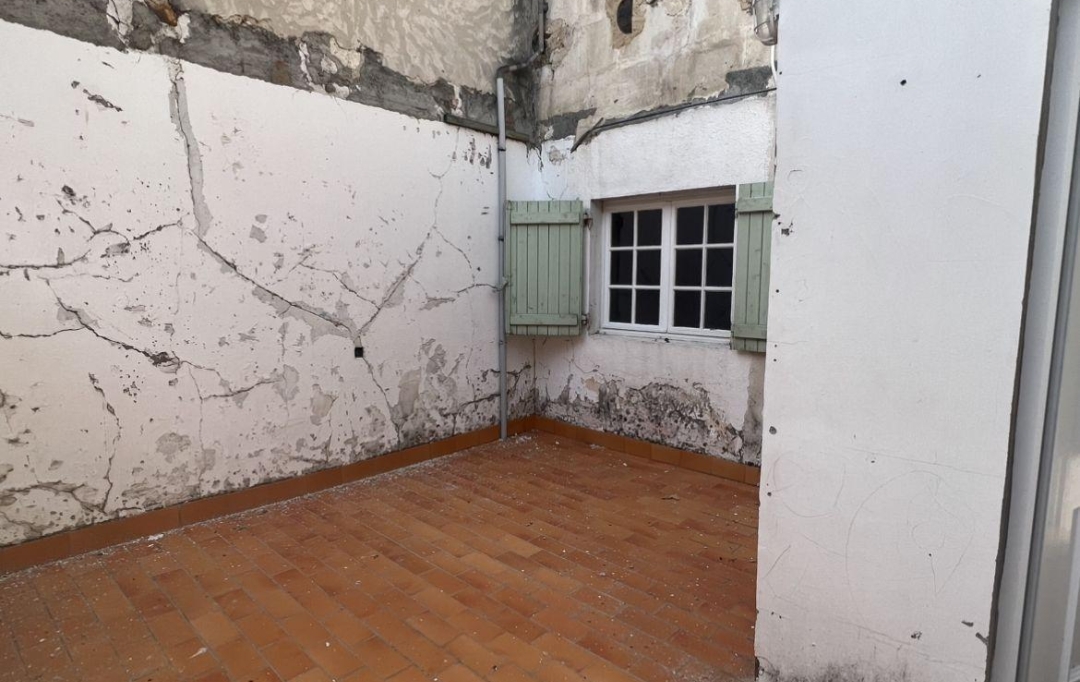 GL IMMOBILIER : Immeuble | SAINT-GILLES (30800) | 230 m2 | 250 000 € 