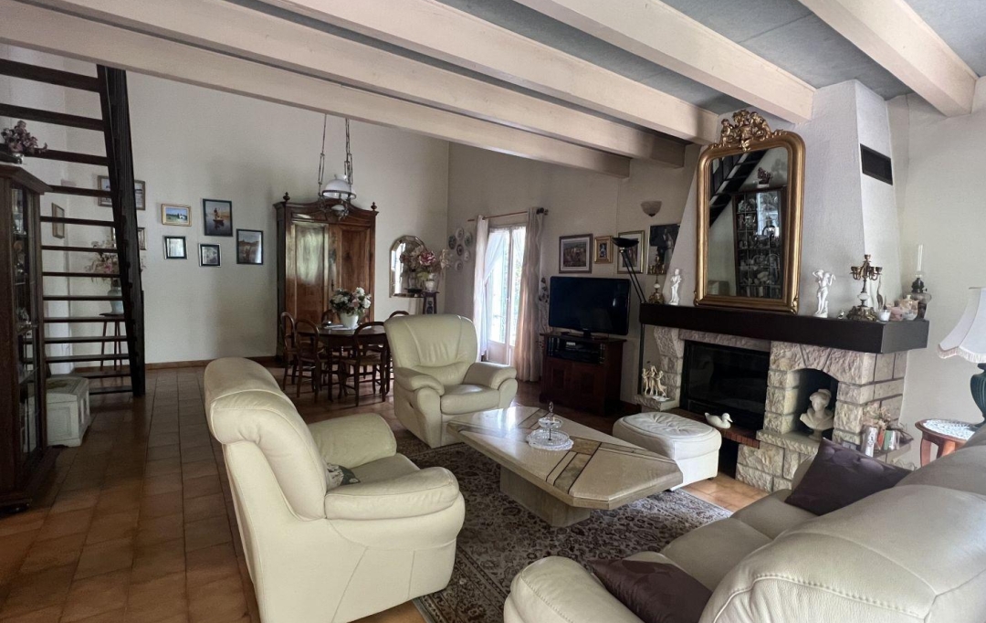 GL IMMOBILIER : Maison / Villa | SAINT-GILLES (30800) | 111 m2 | 262 500 € 