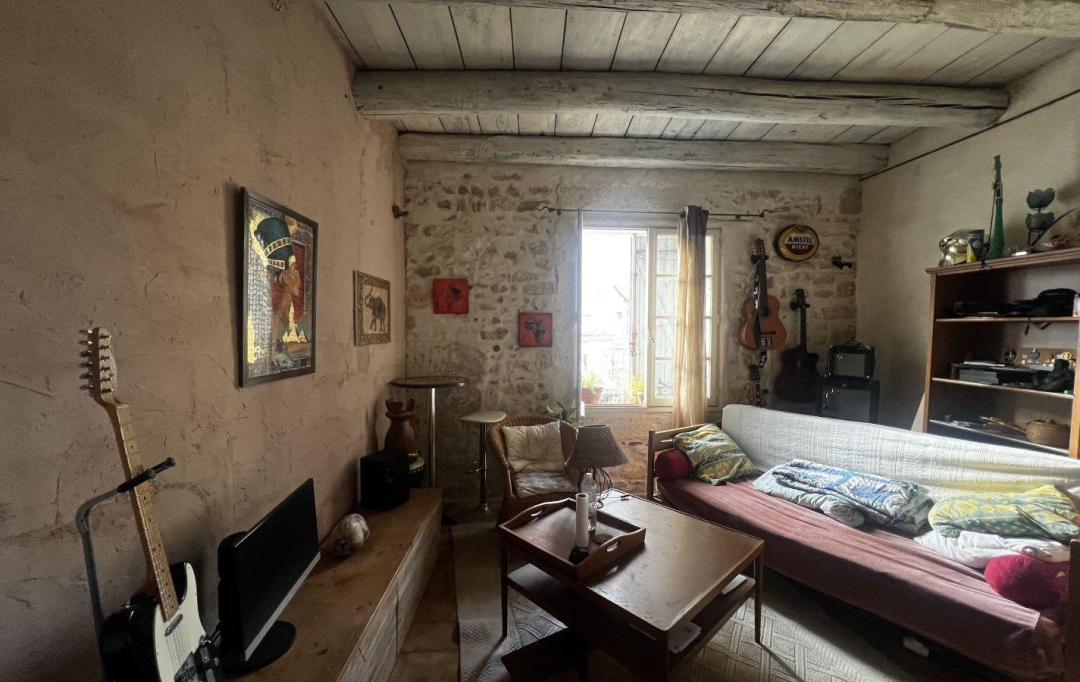 GL IMMOBILIER : House | SAINT-GILLES (30800) | 99 m2 | 105 000 € 