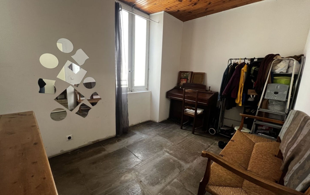 GL IMMOBILIER : Maison / Villa | SAINT-GILLES (30800) | 85 m2 | 99 000 € 