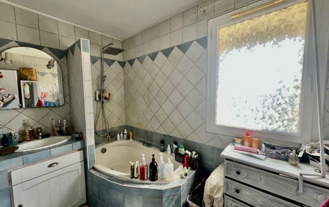 GL IMMOBILIER : Maison / Villa | SAINT-GILLES (30800) | 100 m2 | 330 000 € 