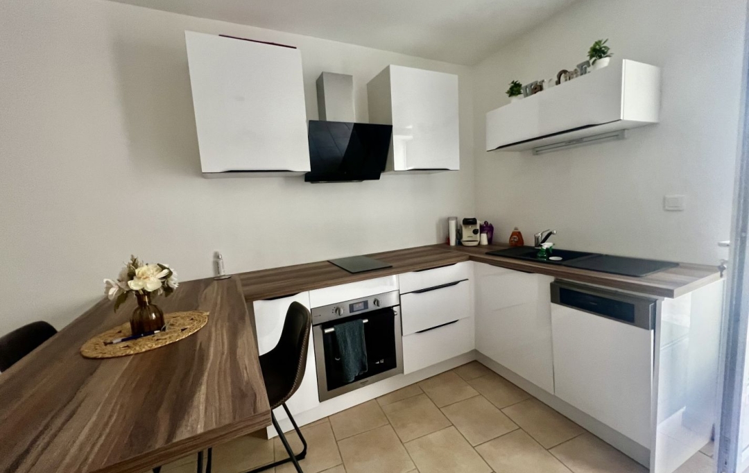 GL IMMOBILIER : Maison / Villa | SAINT-GILLES (30800) | 74 m2 | 176 000 € 