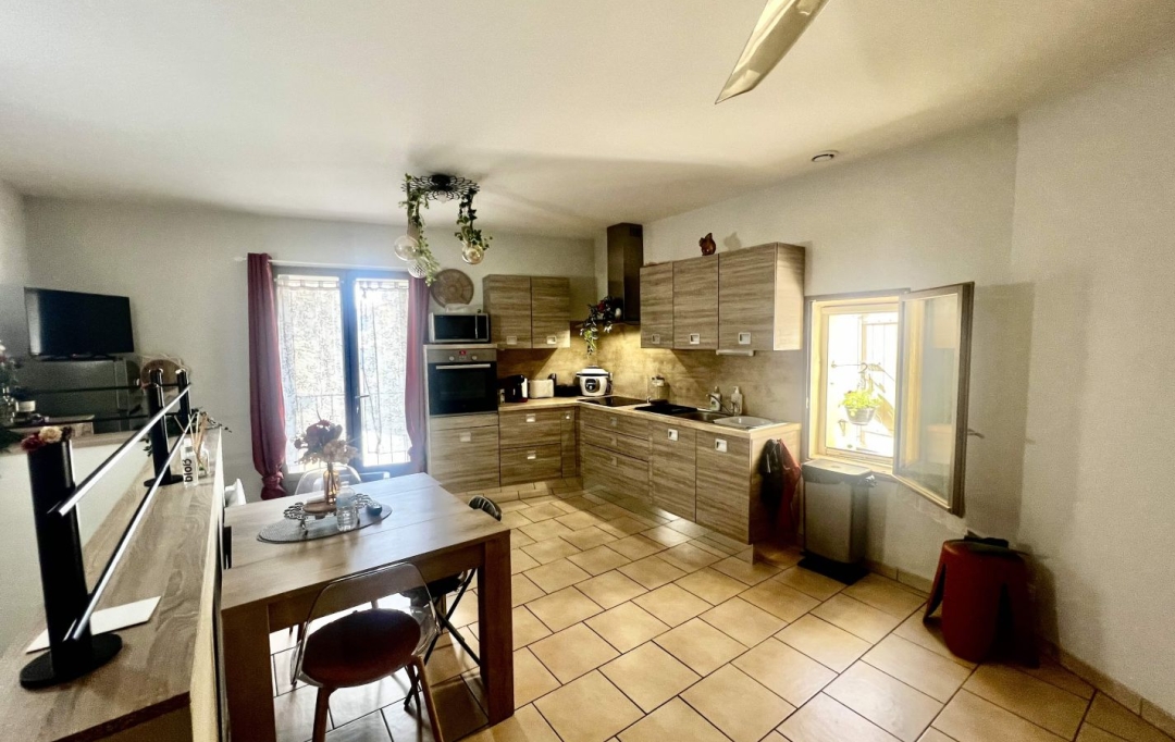 GL IMMOBILIER : Maison / Villa | SAINT-GILLES (30800) | 74 m2 | 176 000 € 