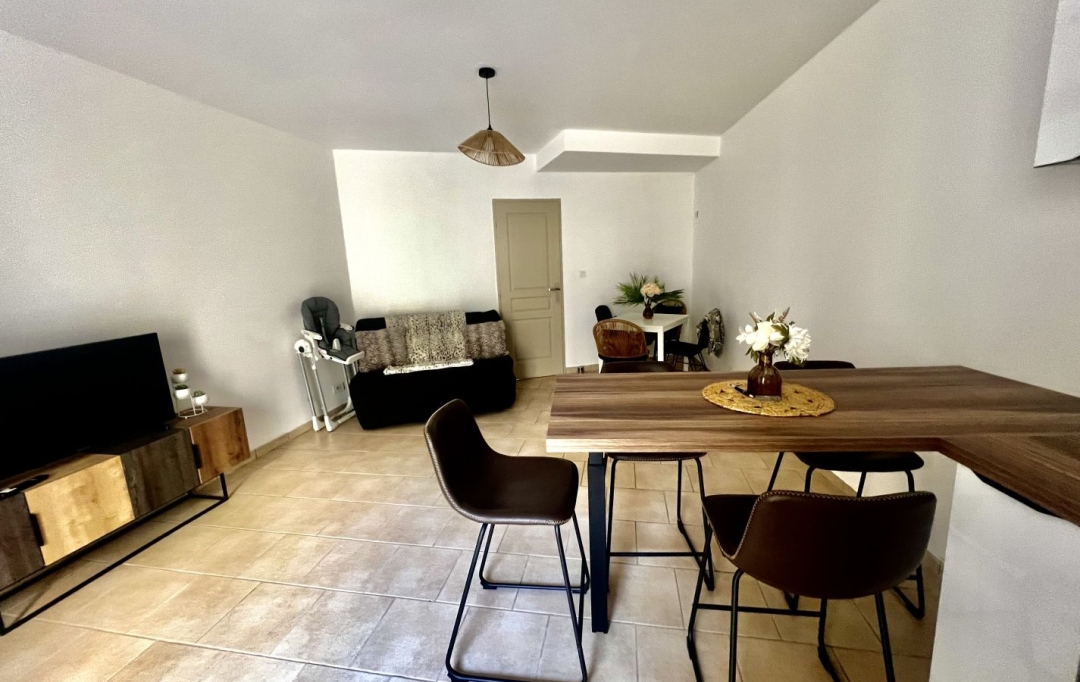 GL IMMOBILIER : Maison / Villa | SAINT-GILLES (30800) | 74 m2 | 176 000 € 