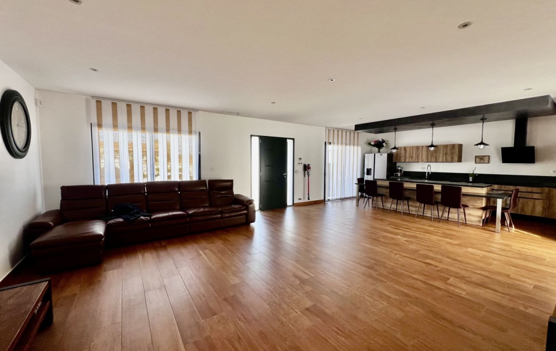 GL IMMOBILIER : Maison / Villa | SAINT-GILLES (30800) | 118 m2 | 495 000 € 
