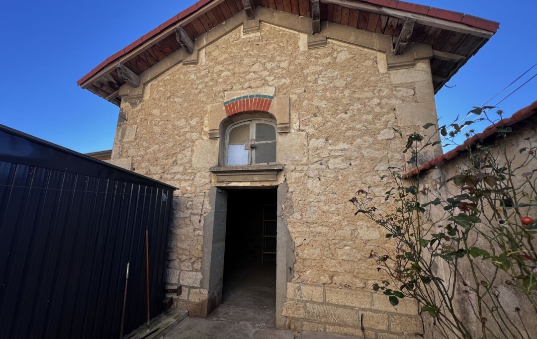 GL IMMOBILIER : House | SAINT-GILLES (30800) | 80 m2 | 120 000 €  GL IMMOBILIER : House | SAINT-GILLES (30800) | 80 m2 | 120 000 €