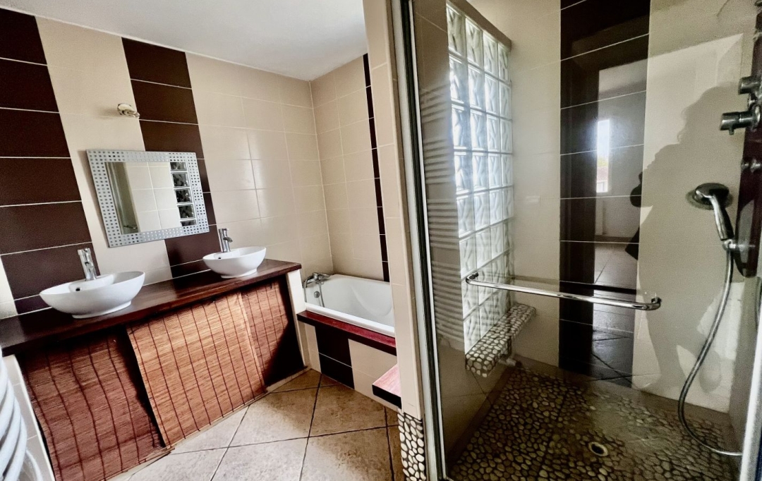 GL IMMOBILIER : House | SAINT-GILLES (30800) | 80 m2 | 239 000 &euro; 