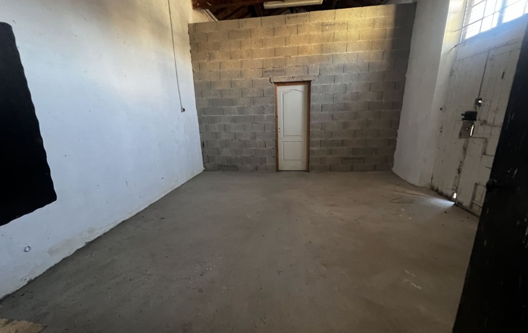 GL IMMOBILIER : Autres | SAINT-GILLES (30800) | 90 m2 | 55 000 &euro; 
