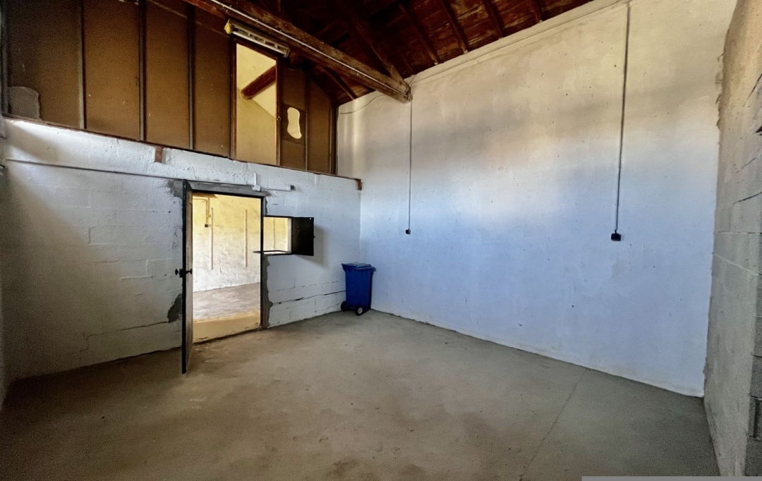 GL IMMOBILIER : Autres | SAINT-GILLES (30800) | 90 m2 | 55 000 &euro; 