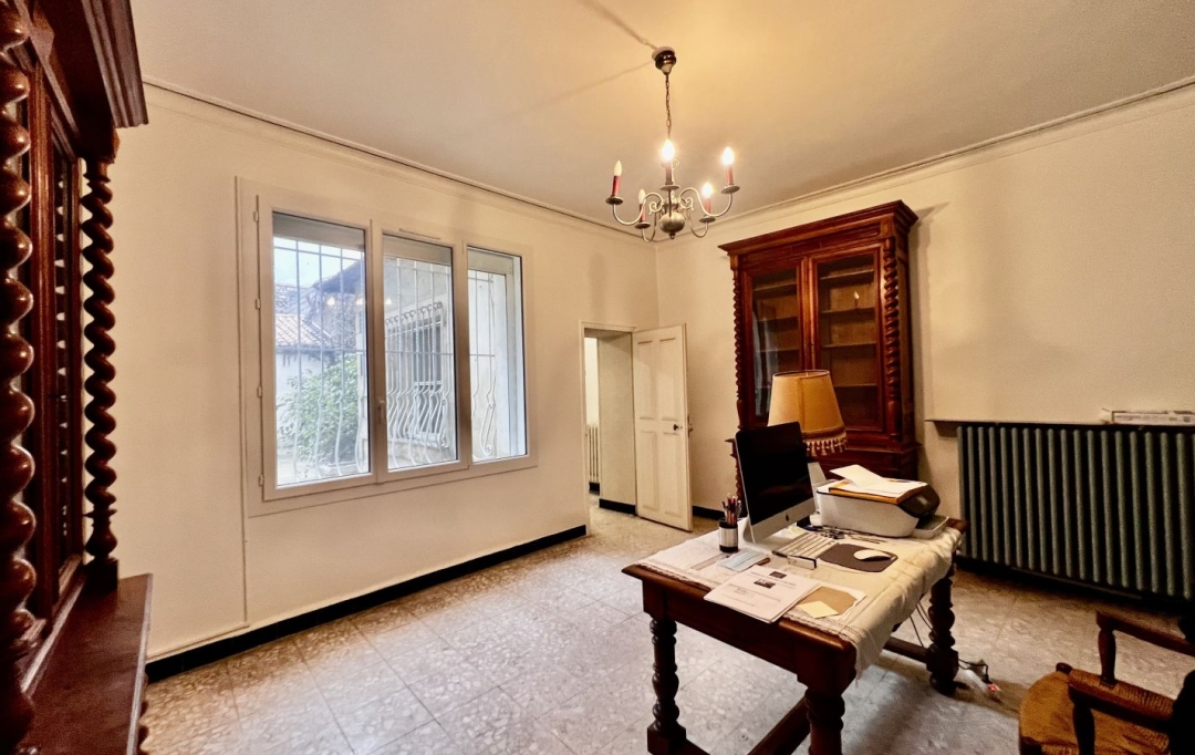 GL IMMOBILIER : House | SAINT-GILLES (30800) | 239 m2 | 270 000 &euro; 