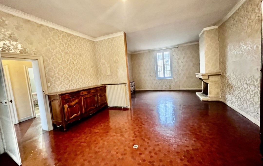 GL IMMOBILIER : House | SAINT-GILLES (30800) | 239 m2 | 270 000 &euro; 