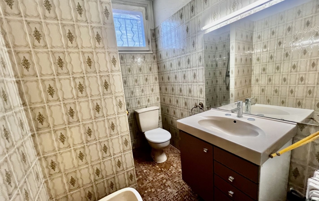 GL IMMOBILIER : House | SAINT-GILLES (30800) | 239 m2 | 270 000 &euro; 