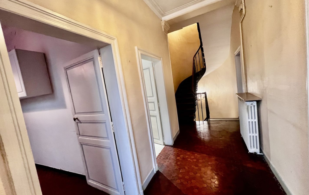 GL IMMOBILIER : House | SAINT-GILLES (30800) | 239 m2 | 270 000 &euro; 