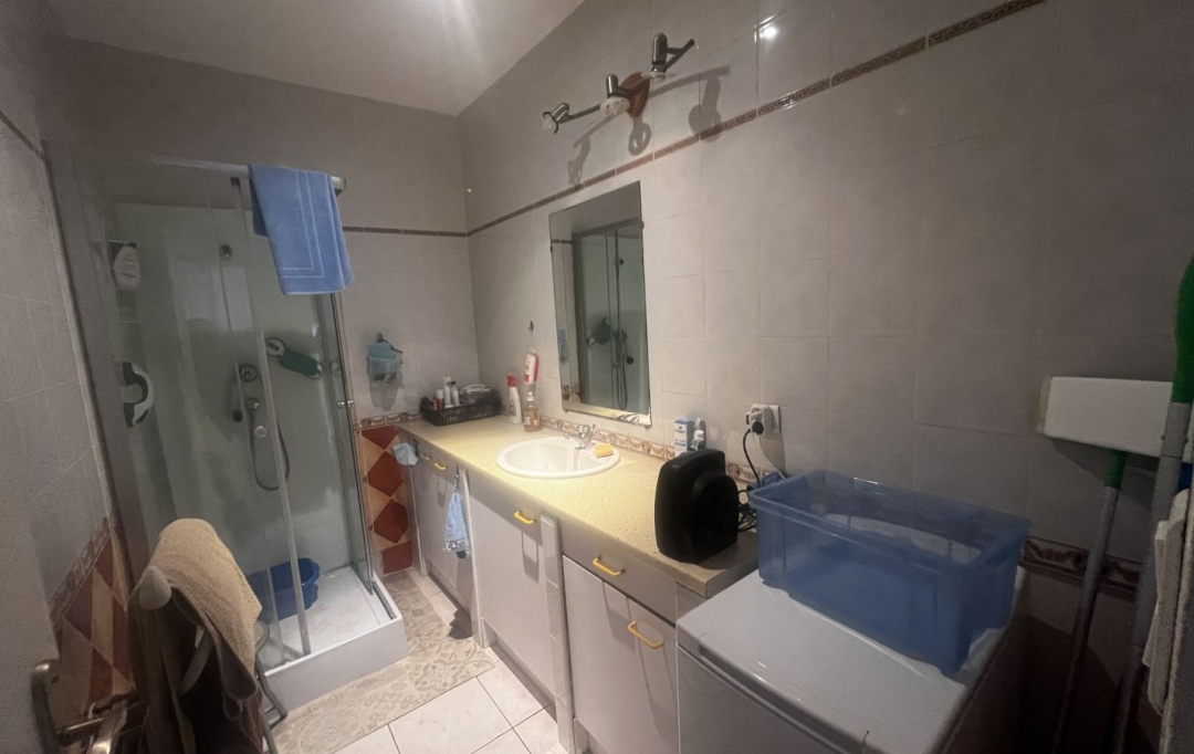 GL IMMOBILIER : Building | SAINT-GILLES (30800) | 130 m2 | 199 000 &euro; 