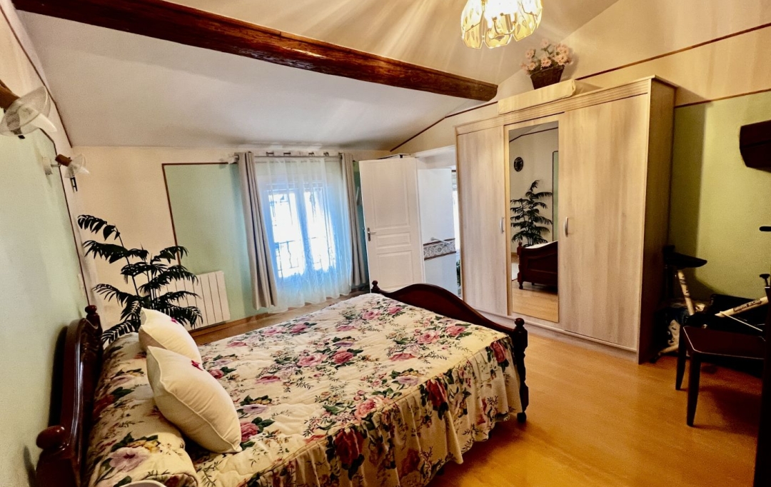 GL IMMOBILIER : House | SAINT-GILLES (30800) | 84 m2 | 140 000 &euro; 