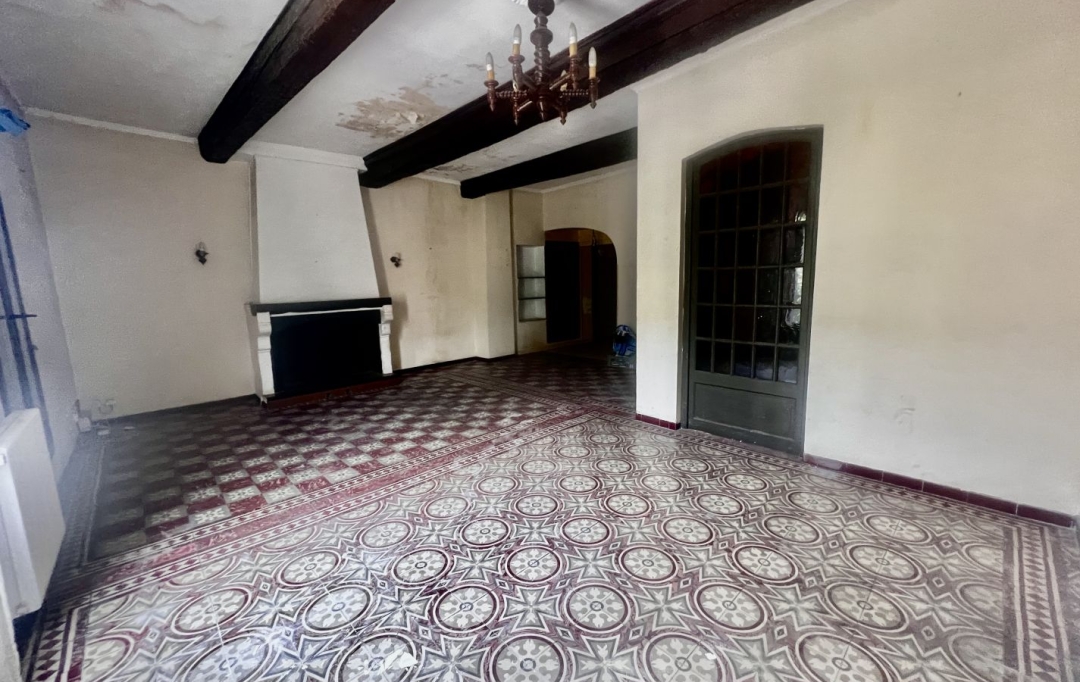 GL IMMOBILIER : House | SAINT-GILLES (30800) | 220 m2 | 169 000 &euro; 