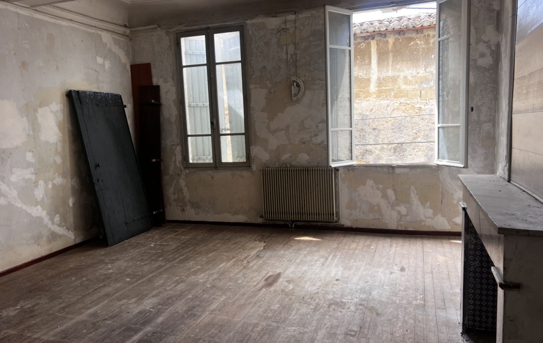 GL IMMOBILIER : House | SAINT-GILLES (30800) | 220 m2 | 169 000 &euro; 