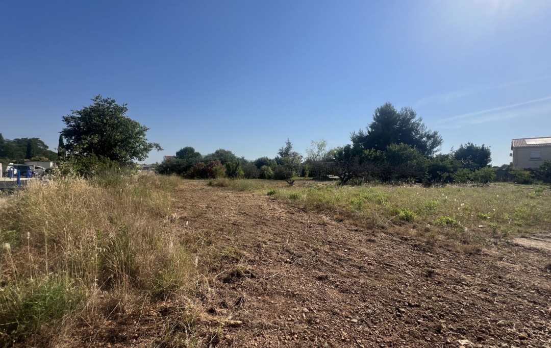 GL IMMOBILIER : Terrain | SAINT-GILLES (30800) | 400 m2 | 132 000 &euro; 