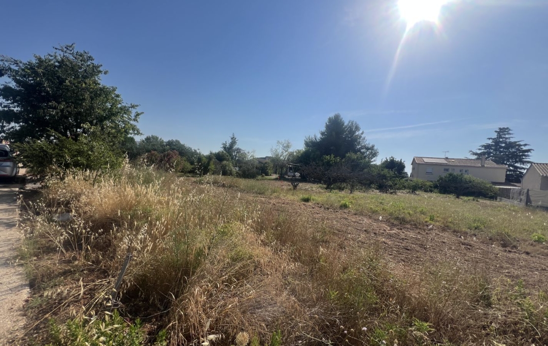 GL IMMOBILIER : Terrain | SAINT-GILLES (30800) | 400 m2 | 132 000 &euro; 