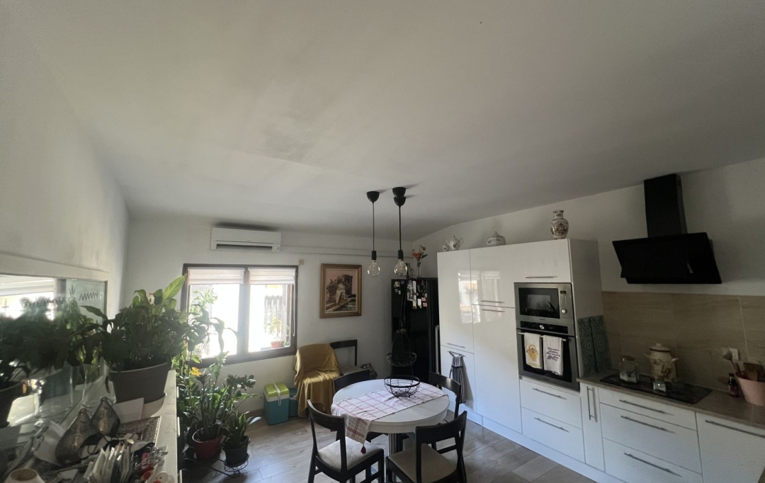 GL IMMOBILIER : Maison / Villa | SAINT-GILLES (30800) | 50 m2 | 129 000 &euro; 