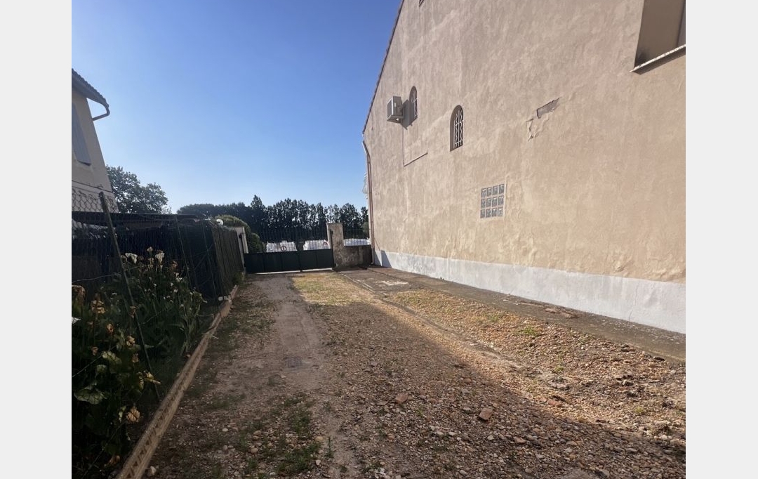 GL IMMOBILIER : Autres | SAINT-GILLES (30800) | 250 m2 | 149 000 &euro; 