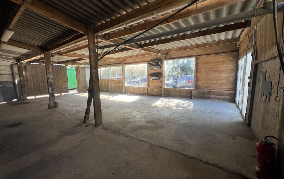 GL IMMOBILIER : Autres | SAINT-GILLES (30800) | 500 m2 | 357 000 &euro; 