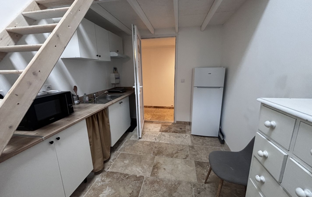 GL IMMOBILIER : Immeuble | SAINTES-MARIES-DE-LA-MER (13460) | 400 m2 | 560 000 &euro; 