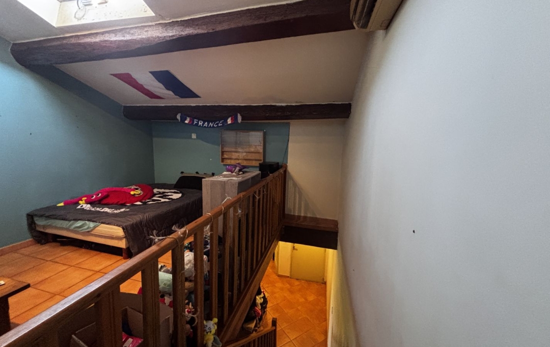 GL IMMOBILIER : Immeuble | SAINT-GILLES (30800) | 210 m2 | 299 000 &euro; 