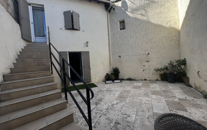 Maison SAINT-GILLES 74 m2 176 000 € Maison SAINT-GILLES 74 m2 176 000 €