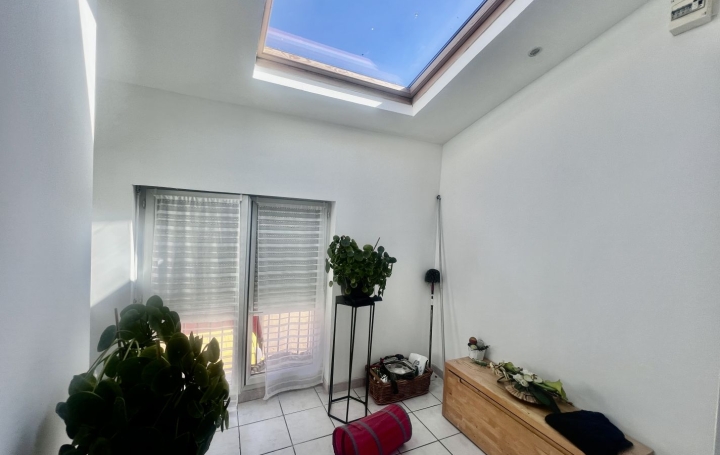 Maison de village   SAINT-GILLES  114 m2 210 000 € 