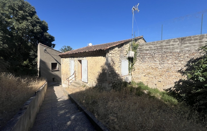 Maison de village   SAINT-GILLES  124 m2 135 000 € 