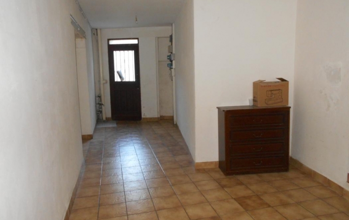 GL IMMOBILIER : Immeuble | SAINT-GILLES (30800) | 150 m2 | 165 000 € 