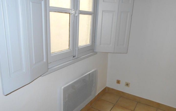 GL IMMOBILIER : Immeuble | SAINT-GILLES (30800) | 150 m2 | 165 000 € 