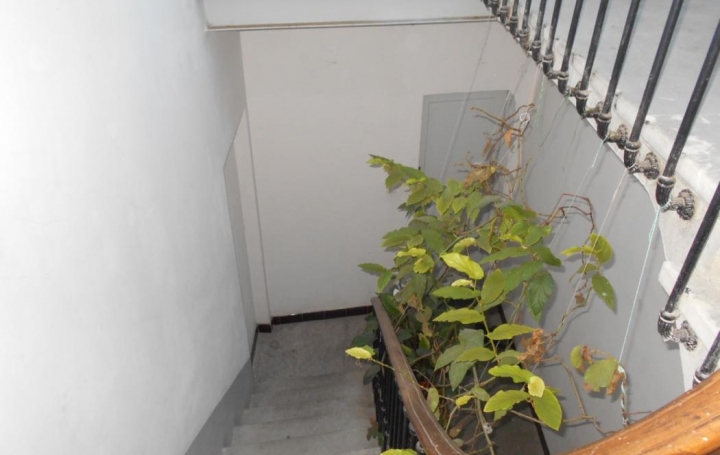 GL IMMOBILIER : Immeuble | SAINT-GILLES (30800) | 150 m2 | 165 000 € 